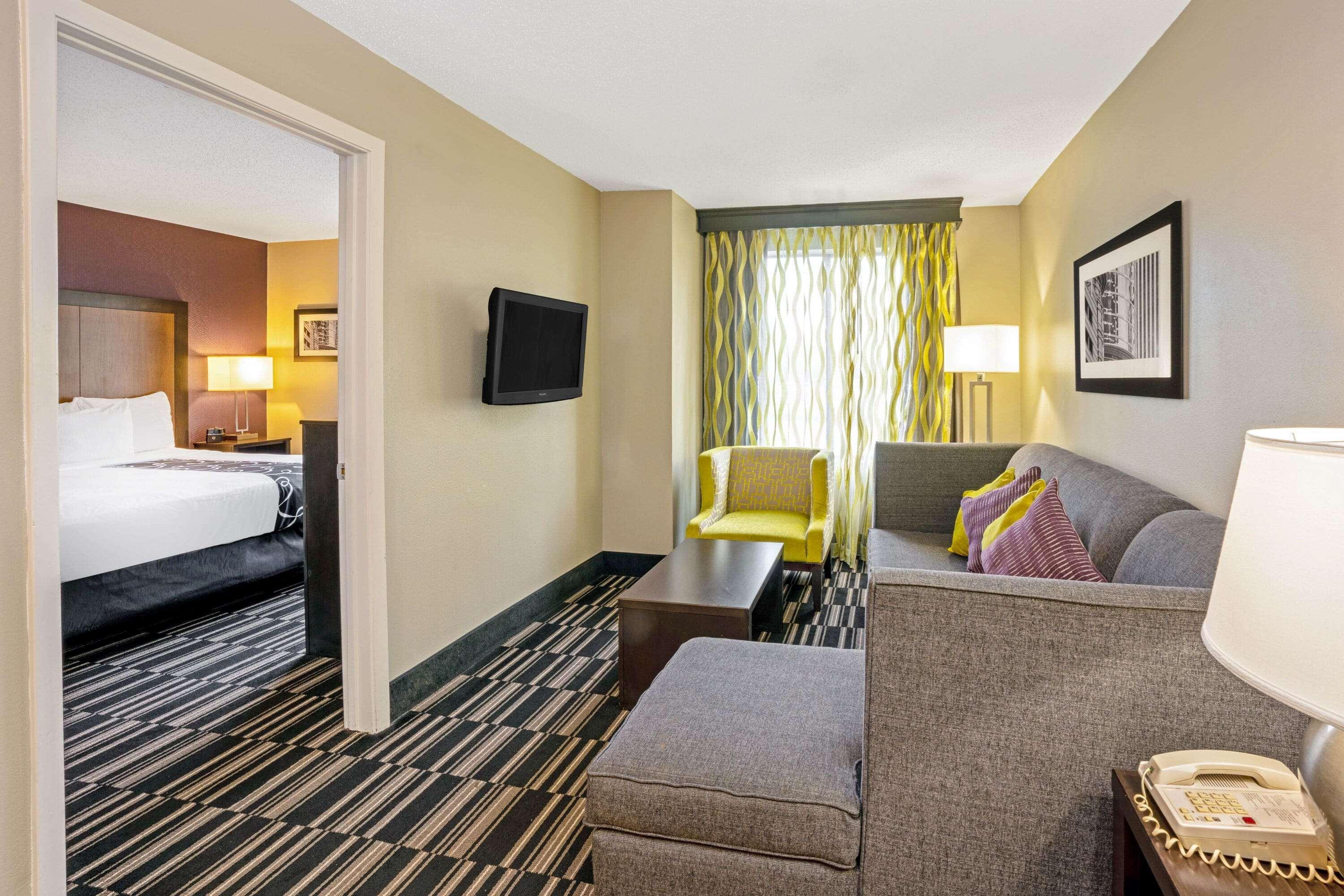 La Quinta Inn & Suites By Wyndham The Woodlands Spring Exteriér fotografie